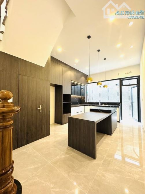 SIÊU PHẨM TĐC - BÁN NHÀ -85M NGỌC THỤY PHÂN LÔ - Ô TÔ TRÁNH VỈA HÈ - GARA - THANG MÁY - 4