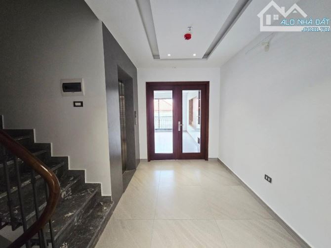 Bán nhà Phân lô Cầu Giấy 65m2x7T, Ô tô Tránh, 20m Hoàng Quốc Việt, Giá 29.8 tỷ - 4