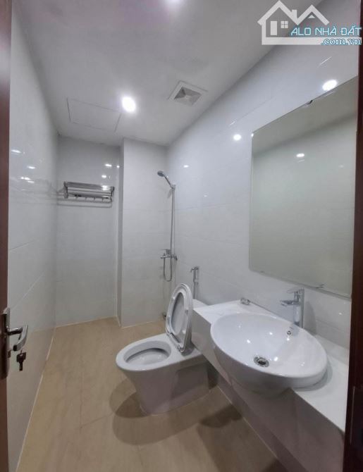 CẦN BÁN LẠI NHÀ HOÀ BÌNH MINH KHAI HAI BÀ TRƯNG GIÁ 25TỶ NGÕ RỘNG ĐÃ HOÀN CÔNG - 4
