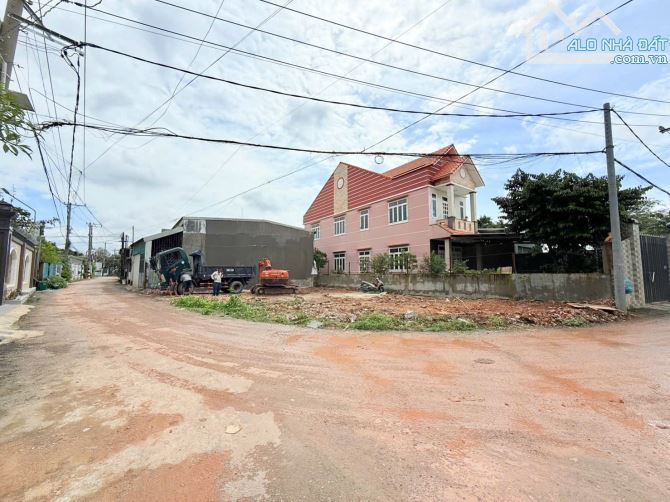 CHỦ GỬI 3 LÔ ĐẤT GẦN TRƯỜNG TH NGUYỄN VĂN TRỖI THUỘC P. TÂN VẠN - 4