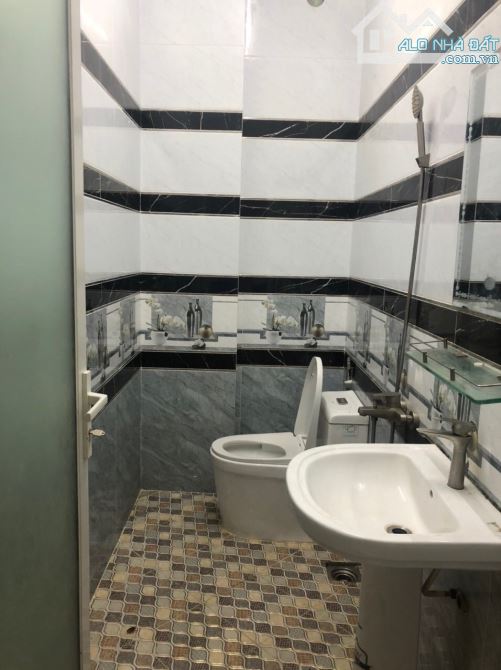 💥BÁN NHÀ MẶT TIỀN SÁT BÊN ST AEON MALL BÌNH TÂN - DT: 96M2 ( 4x24 ) - 4 TẦNG 4PN 5WC - 4