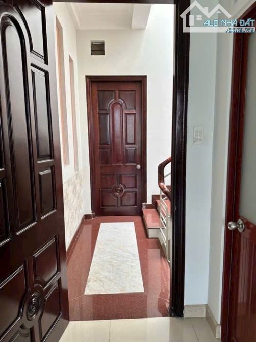 Mặt tiền Nguyễn Văn Quá - Ngay Song hành - Trường Chinh - 98m2 - 4 tầng - 25tr/tháng - 4