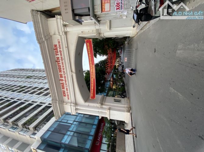 🏡 Bán Chung Cư 90 Nguyễn Tuân,  – Thoáng Mát, Đẹp– 72 m – 8.15 tỷ - 4