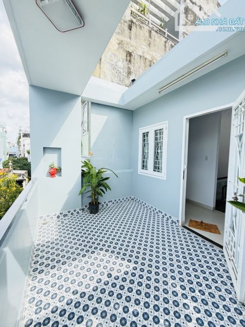 BÁN NHÀ GẦN LOTTE NGUYỄN VĂN LƯỢNG GÒ VẤP - HXH - 3 TẦNG - 50M2 - NHỈNH 5 TỶ - 4