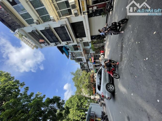 GIA ĐÌNH CẦN BÁ.N GẤP nhà phố hàng than