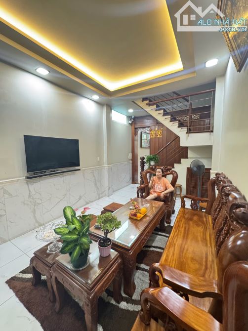 🏡 BÁN NHÀ SIÊU ĐẸP NGAY LÊ TRỌNG TẤN – 3 TẦNG SANG TRỌNG – HẺM XE HƠI THÔNG TỨ TUNG 🚗 - 4