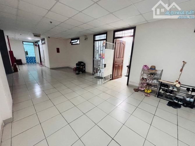 Chung cư CT1 Vĩnh Điềm Trung DT 63.5mv có 2PN, nội thất đẹp, sổ hồng lâu dài, đủ tiện ích - 4