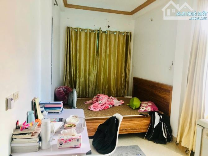Hiếm trong phân khúc 5 tỷ Cầu Diễn - BTL - 38m - giá 5,3 tỷ - 4