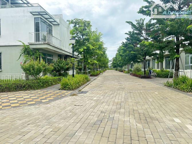 ‼️ Bán Nhà Biệt Thự 3 Tầng 3  Mặt Tiền Thoáng KĐT ECoGarden - Trục Cổng Chính Đi vào - 4