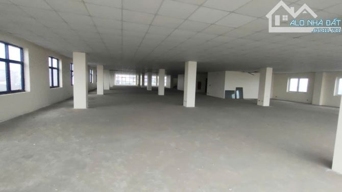 Cho thuê kho đường Nguyễn Trác, Hà Đông. DT 1500m, xây dựng kiên cố. có PCCC tự động. Giá - 4