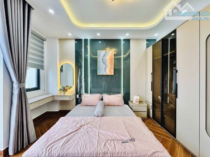 Nhà đẹp Full nội thất gần siêu thị Emart Phan Huy Ích - 4