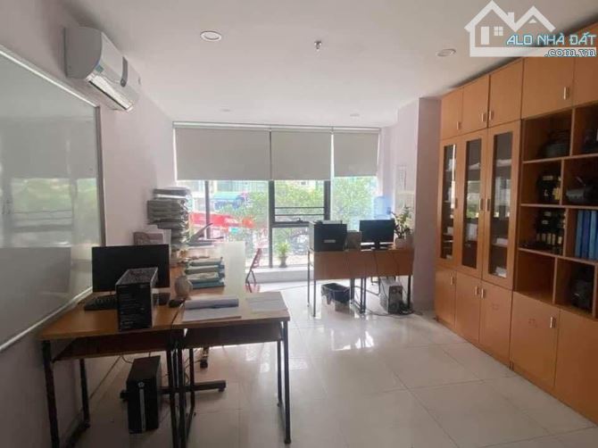 BÁN NHÀ MẶT PHỐ TRƯƠNG CÔNG GIAI - VỈA HÈ RỘNG - 7 TẦNG THANG MÁY - CÓ HẦM - DT100m2 - VIP - 4