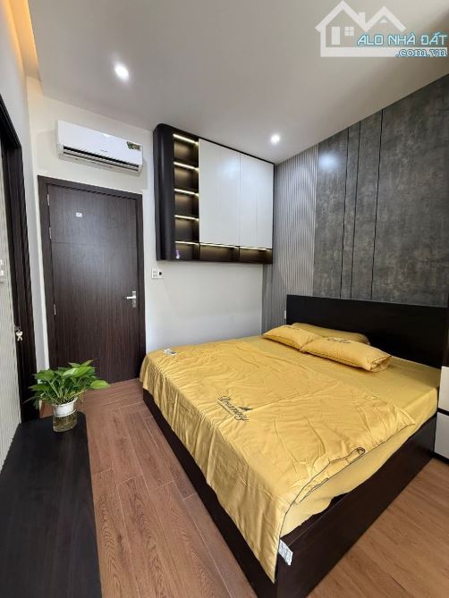 Bán nhà 3 Tầng Mới full nội thất - lô góc kiệt oto hiếm có đường Hoàng Diệu - 4