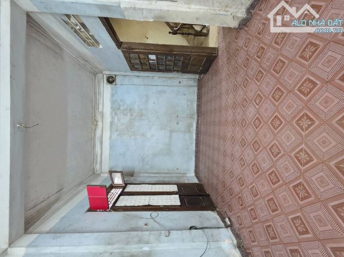 Gần Phố - Giá Đầu Tư - Nhà cũ bán đất tặng nhà 3 tầng - 4