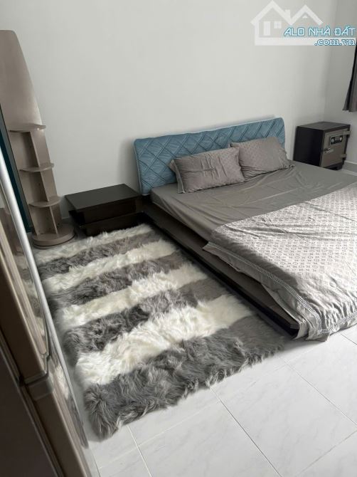 BÁN NHÀ TÂN BÌNH - HẼM XE HƠI - 44M2 NGANG 4M - 2 TẦNG ĐẸP - TẶNG NỘI THẤT -NHỈNH 6 TỶ - 4