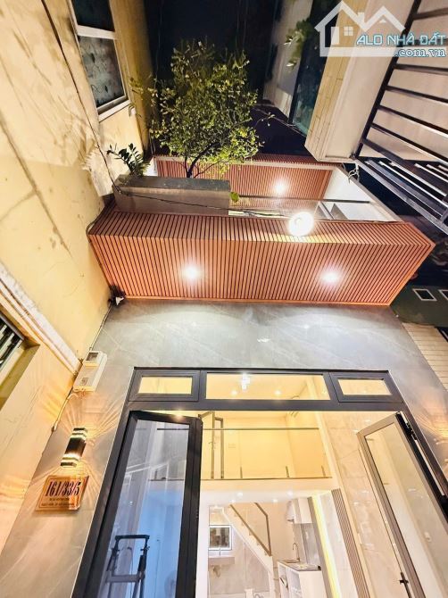 NHÀ NI SƯ HUỲNH LIÊN, CHƯA ĐẦY 3 PHÚT RA MẶT TIỀN ĐƯỜNG LỚN,3 TẦNG, 5.6 TỶ - 4