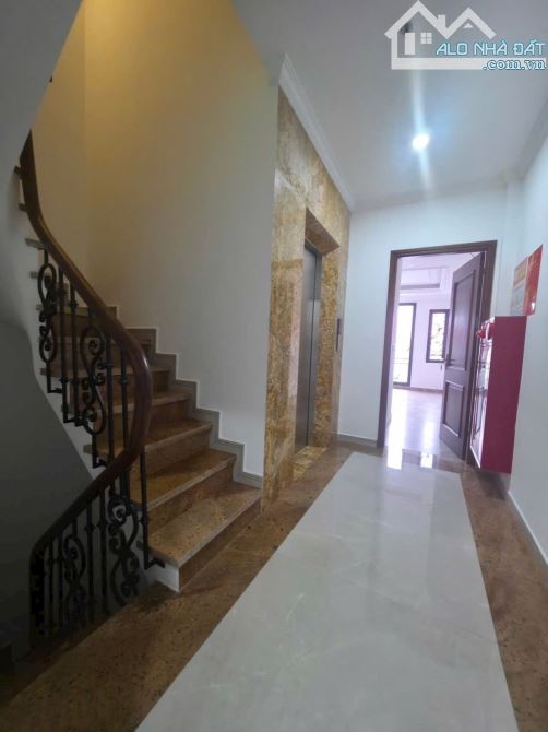bán nhà Đường 800A, Cầu Giấy, Thang máy, ô tô tránh DT 55m, 7 Tầng, MT 3.7m 🧧Gia 25.8 Tỷ - 4
