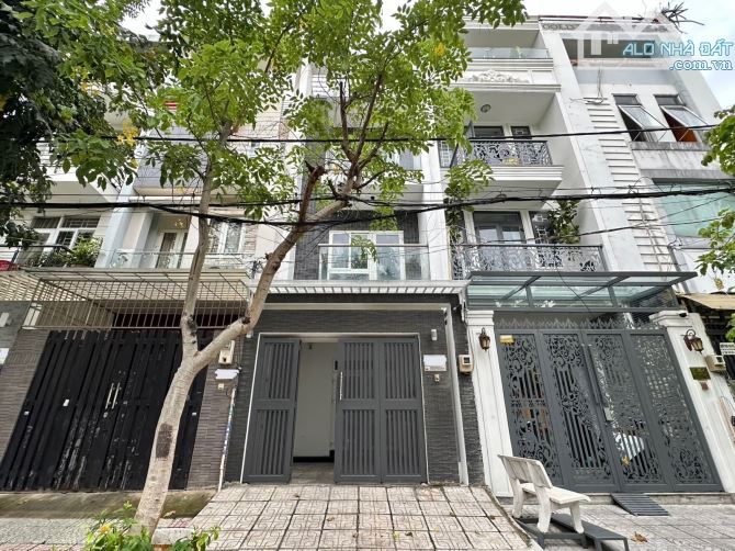 BÁN NHÀ ĐẸP GẦN ĐẠI HỌC VĂN LANG – PHƯỜNG 13, BÌNH THẠNH GIÁ TỐT – VỊ TRÍ XANH – KHU ĐỒNG - 4