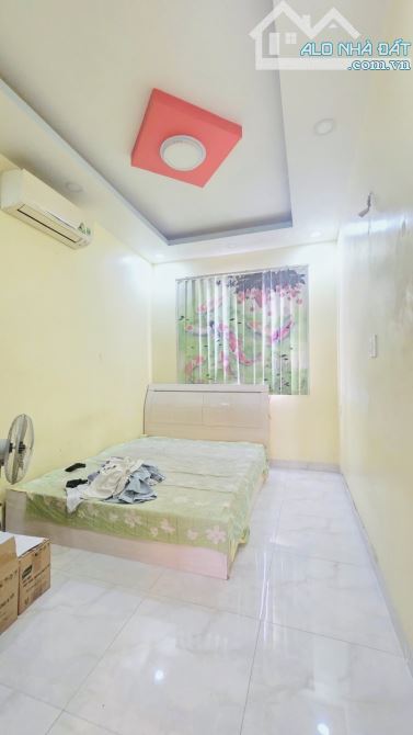 QUẬN 5 - 2 MẶT HẺM - CÁCH MẶT TIỀN 15M - 5 TẦNG 5PN - TẶNG FULL NỘI THẤT - GIÁ CHỈ 9 TỶ TL - 4