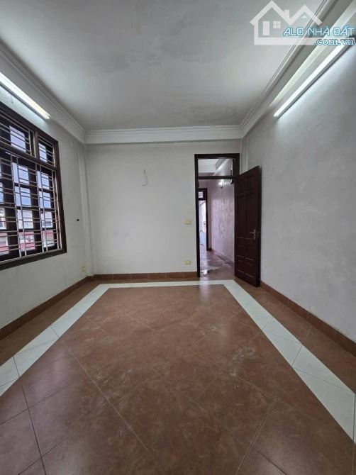 NGUYỄN VĂN LỘC MỖ LAO LIỀN KỀ 2 THOÁNG Ô TÔ TRÁNH KINH DOANH ĐẸP 50m 15.6 TỶ - 4