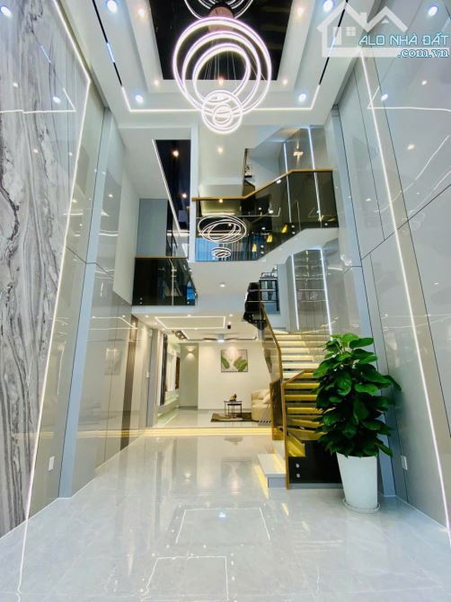 🏠Siêu Phẩm Hẻm Thông 6M💎Vị trí: Phan Huy Ích, P15💎4X15M 4 Lầu 3PN 3WC💵9,9 Tỷ - 4