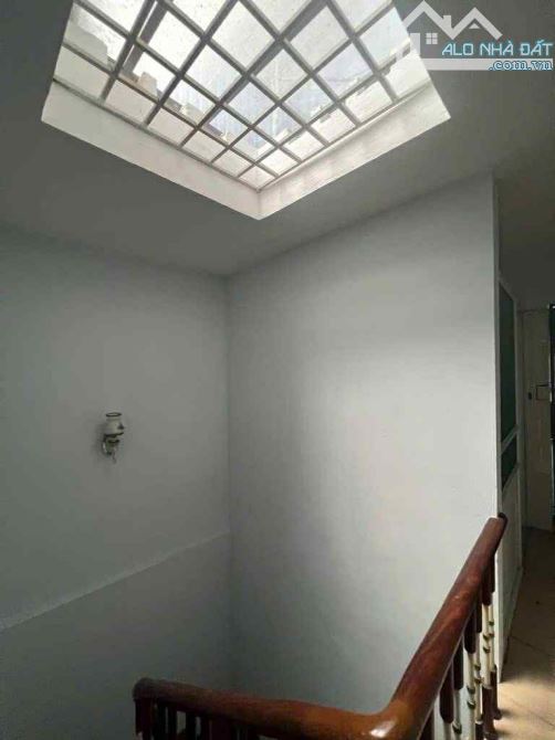Bán nhà Lạc Long Quân 42m, 4 tầng dân xây chắc nịch, ô tô đỗ cửa – giá chỉ 12 tỷ - 4
