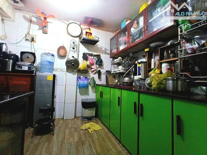 HÀNG HIẾM HẺM XE HƠI ĐƯỜNG BÙI THẾ MỸ - P.10 - TÂN BÌNH -- CÓ PHÒNG NGỦ TẦNG TRỆT - 3TẦNG - 4