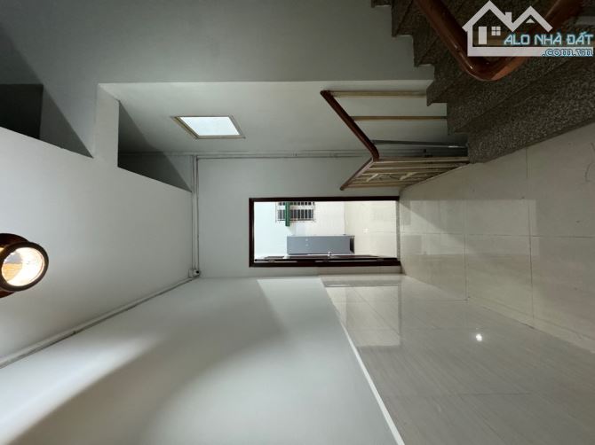 Mặt Tiền Đường Khu ADC- Tân Phú: 4m x22m,5Tâng,7PN Giá Khoàng 13 tỷ - 4