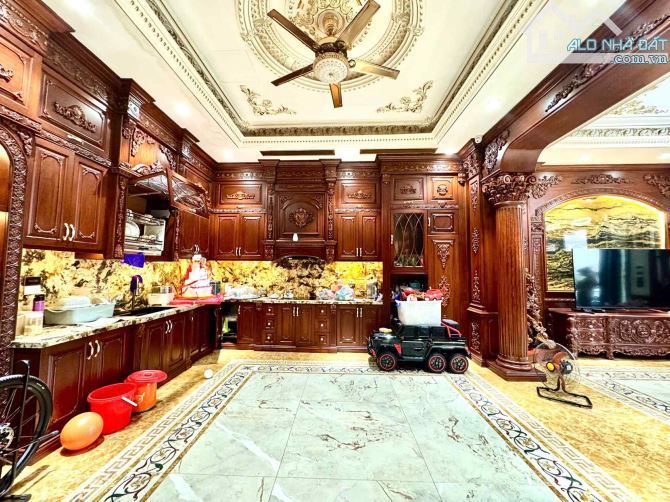 🌿 Siêu Phẩm Nhà 85m² 5,5 Tầng View Triệu Đô – Trung Tâm Đông Hương – 11.x Tỷ - 4