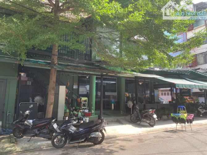 30 tỷ! Bán góc 2 mặt tiền hẻm đẹp Nguyễn Gia Trí, P. 25, Bình Thạnh - 21x8.3m - 2 Tầng - 4