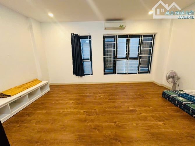 VIP Xuân Đỉnh - ô tô đỗ cổng - - nhà đẹp, ở luôn, 33m2x 5 tầng, MT 5.3m, chỉ 7.8 tỷ - 4