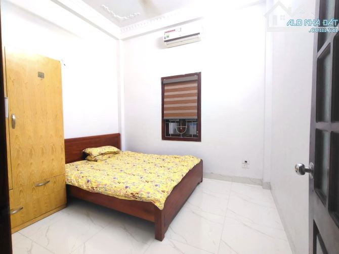 Bán Nhà Xuân Thủy,50m2, Lô Góc 3 Mặt Thoáng,Tặng Nội Thất,Ô tô Đỗ ,Ngõ Thông,Kinh Doanh - 4