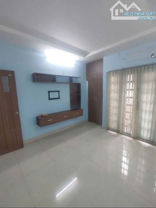 Nhà hẻm xe tải Nguyễn Ngọc Lộc, 4x20, trệt lầu 4pn 2wc 17 triệu - 4