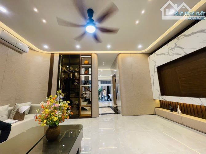 PHÂN LÔ PHỐ VỌNG - 81M2 - MT 5M 2 THOÁNG - THANG MÁY - Ô TÔ TRÁNH NHAU - 2X TỶ - 4