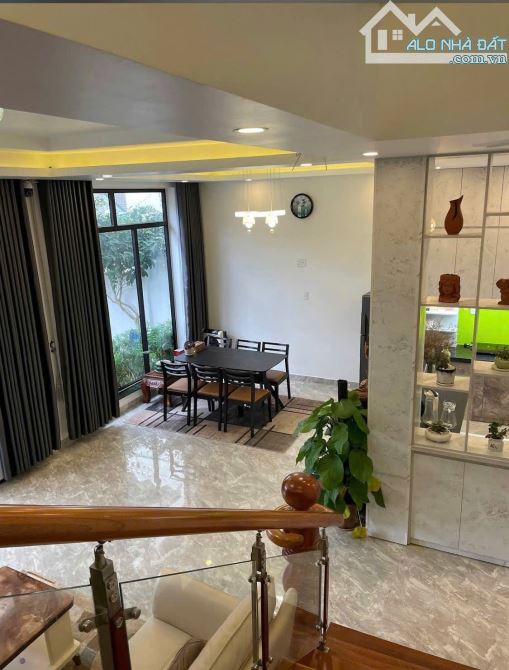Villa Hùng Vương P9 Đà Lạt 250m2 chỉ 15 tỷ TL - 4
