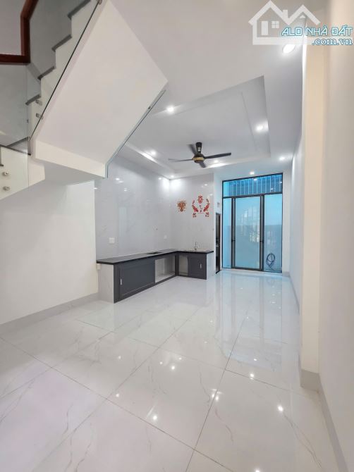 4,6Tỷ TL🔥Bán nhà 1 trệt 2 lầu, đúc 3 tấm_KDC gần đường 22 tháng 12_p.Thuận Giao_Thuận An - 4