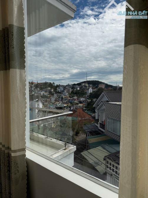 🏡 Cần Bán Nhà Phố Hẻm Xe Hơi Đường Nguyễn Trung Trực, P.03, Đà Lạt –  View Đẹp - 4