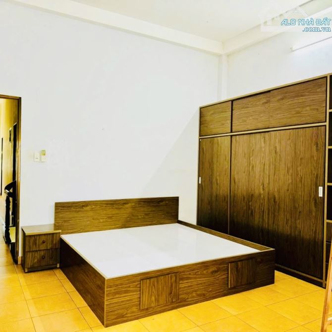 💥 HIẾM NHÀ 3 TẦNG M.T HÀN THUYÊN - HOÀ CƯỜNG BẮC - ĐƯỜNG 7M5 - 75M2 NGANG 4M5 - 9.XX TỶ🍀 - 4
