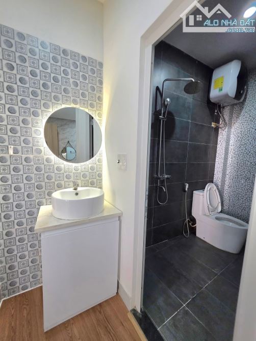 🔥 Nhà 3 tầng k595/..  Trần Cao Vân. Thanh Khê  - Dt: 50m x 3 tầng, cách đường 20m - 4