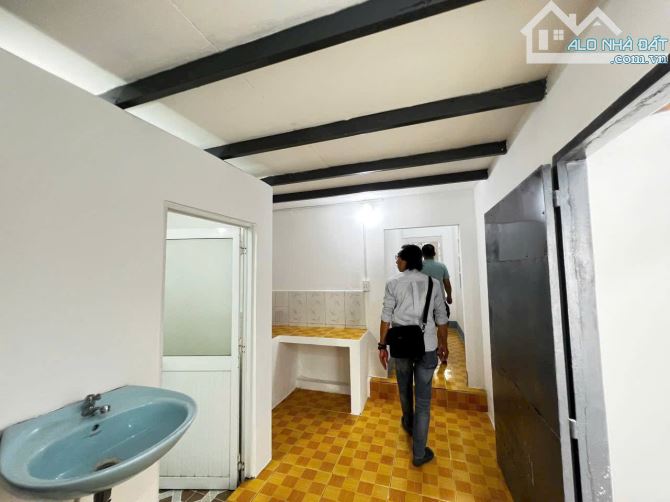 Bán nhà cách đường Yersin chỉ vài chục mét. Hiệp Thành, Tp TDM cũ. Vị trí hiếm có - 4