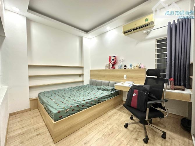 HẺM NHỰA KINH DOANH 8M - Ô TÔ TRÁNH CÓ VỈA HÈ - 64M2  A4 - 4 TẦNG MỚI ĐẸP - TẶNG NỘI THẤT - 4