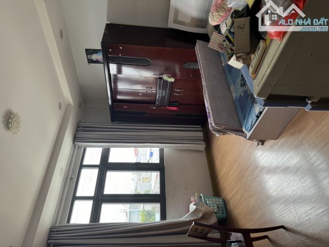 NGUYỄN VĂN QUÁ - HẺM OTO NHÀ 4 TẦNG KIÊN CỐ - 80M2 (5M6❌15)- 6,x TỶ - 4