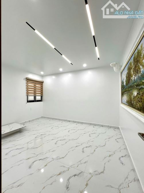 🏰 SIÊU PHẨM NHÀ ĐẸP HỒ SEN – CĂN NHÀ ĐÁNG SỞ HỮU NHẤT KHU VỰC! 🏰 ✨ Diện tích: 52m²t - 4