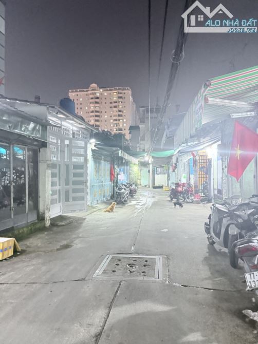 Bán nhà đường Nguyễn Sơn, Tân Phú, 35m2, 2 Tầng, 3,5 m x 10m, chỉ 3 tỷ 5. - 4