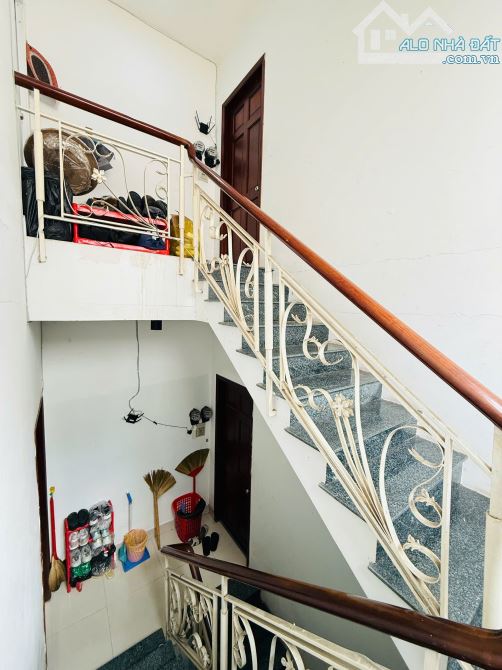 Bán CHDV Dòng Tiền Ổn Định - Hương Lộ 2 Bình Tân - DT 65m 4 Tầng - Giá Chỉ 7.5 Tỷ - 4