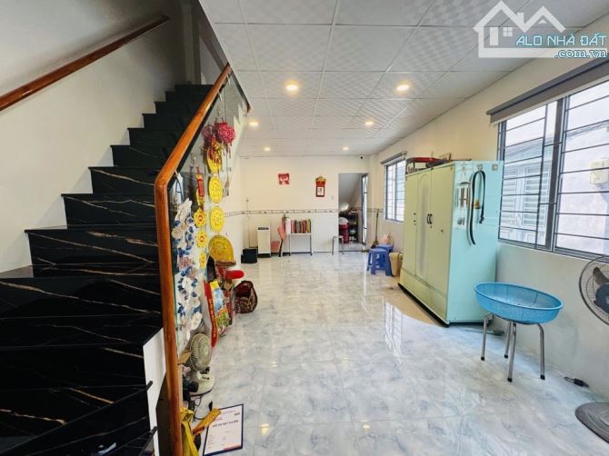BÁN NHÀ NGUYỄN VĂN NGUYỄN,3 TẦNG, 50M2, GIÁ 8,18 TỶ - 4