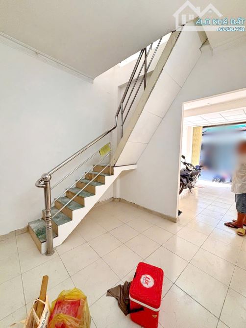 Bán nhà 1 lầu mặt tiền đường Tám Danh P.Chánh Hưng Quận 8 - 4