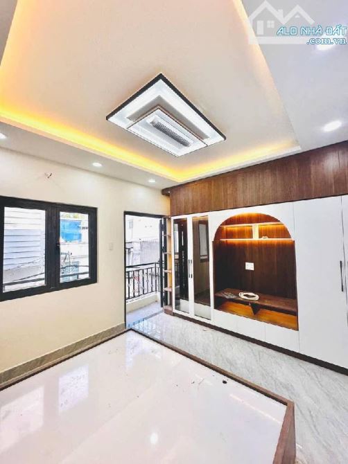 🌆NHÀ PHỐ 2TẦNG - 60M2 - SHR HC - cạnh khu NAM LONG - Q7 - NHỈNH 5 TỶ 🎉🏡 - 4