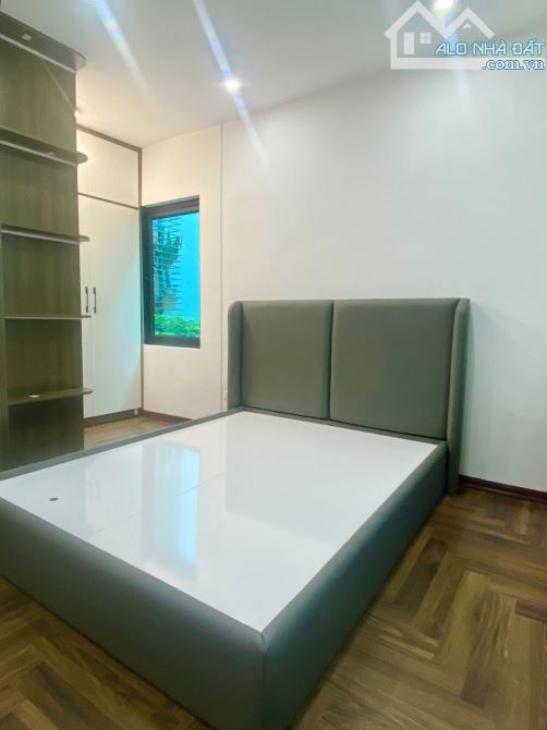 YÊN HOÀ, CẦU GIẤY - 30M2 - 5 TẦNG - MT 4.2M - 7.6 TỶ - LÔ GÓC - NGÕ RỘNG - 4