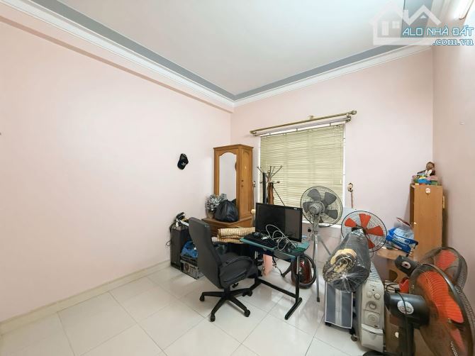 Nhà dân 3 tầng x 120m mặt ngõ Ngô Gia Tự - Thành Tô. Giá 7.9 tỷ - 4